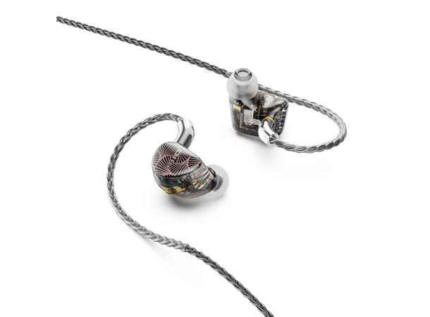 FiiO FX15 – Tribrid IEM med 4 EST, 1 BA og 1 DD for presis lyd